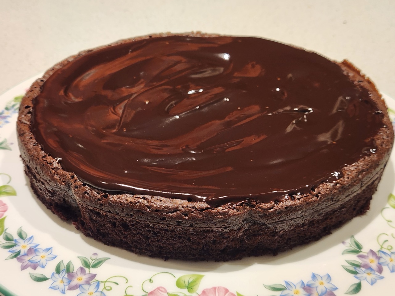 Flourless chocolate cake
