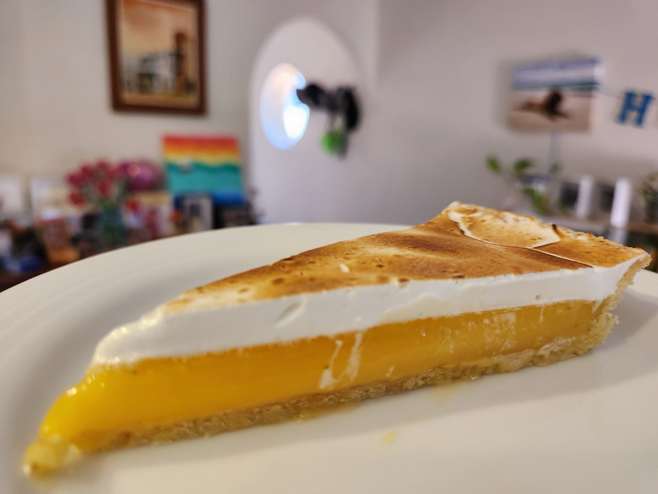 Lime meringue tart